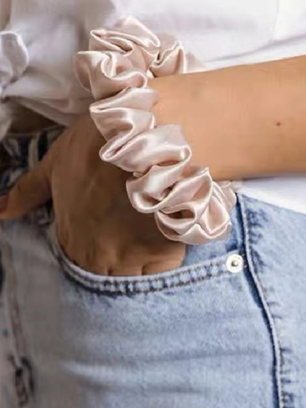 100% Mulberry Silk Hair Scrunchie
